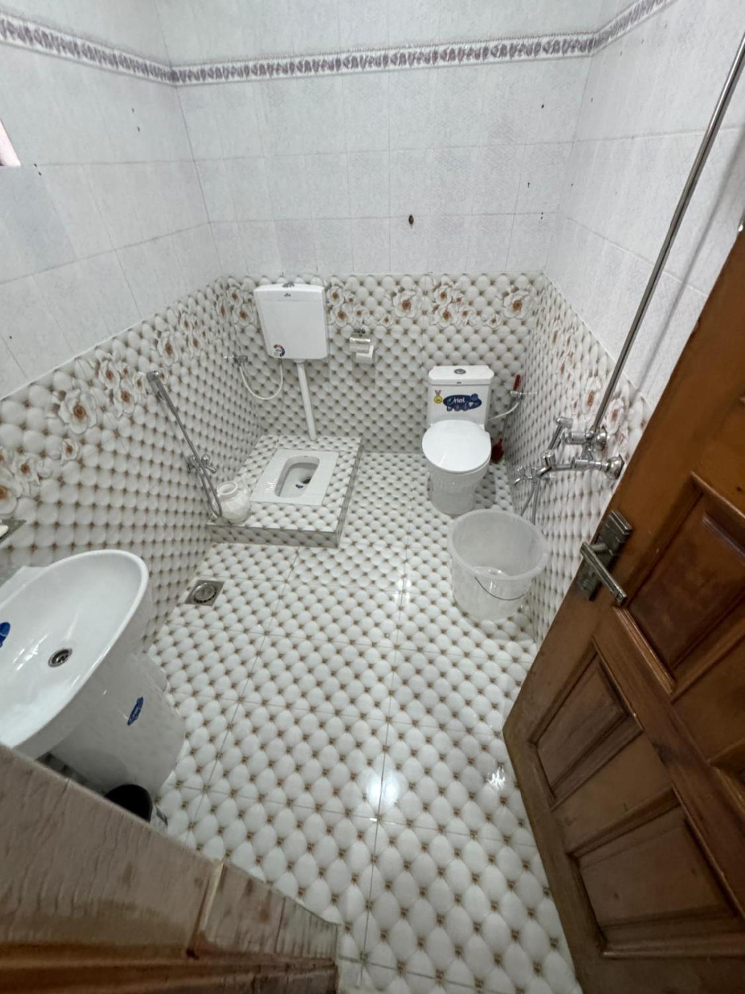 Royal Executive Inn Guest House اسلام اباد المظهر الخارجي الصورة